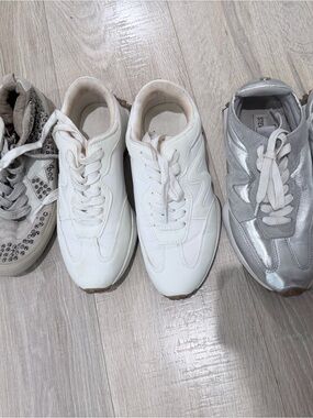 White Women's Retro Runner Sneakers - Casual Lace-Up
